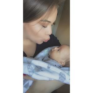 Meet your Posher, Raquel